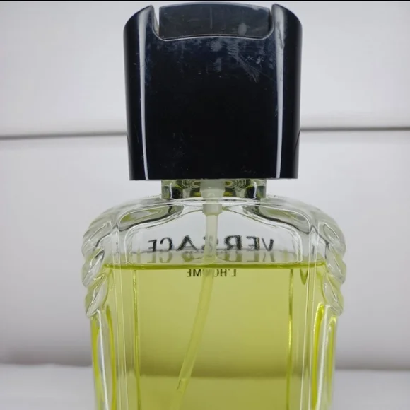 Versace L'homme Colog ne 3.4 oz Eau De Toil ette S pray for Men - Picture 4 of 11